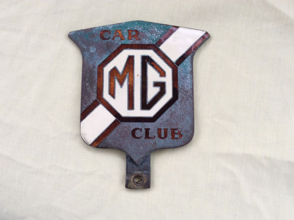 mg car club lapel badge 1930-1980 